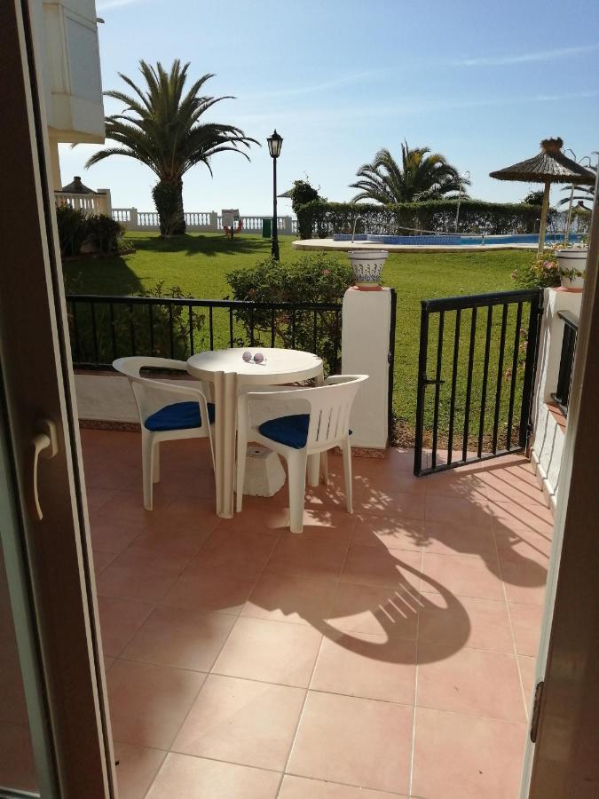 Sea & Pool View Garden Apartment Las Palmeras Nerja Exterior photo